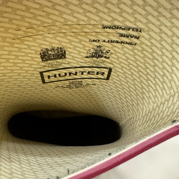 Hunter Raspberry Rain Boots, 8 - Picture 4 of 4